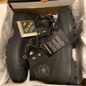 NIB Converse Winter Goretex Chuck Taylor